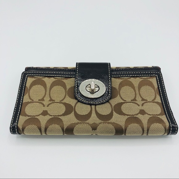 Coach Handbags - Coach wallet - long with outside pockets!